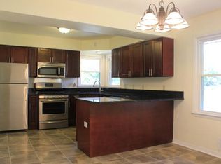 7715 Brooklyn Blvd, Brooklyn Park, MN 55443