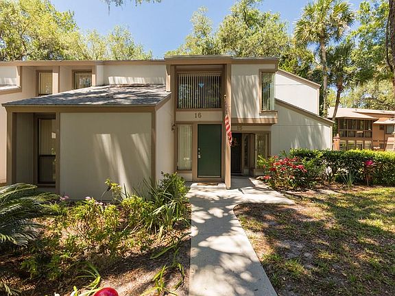 2nd image of 16 Mid Oaks Cir #16