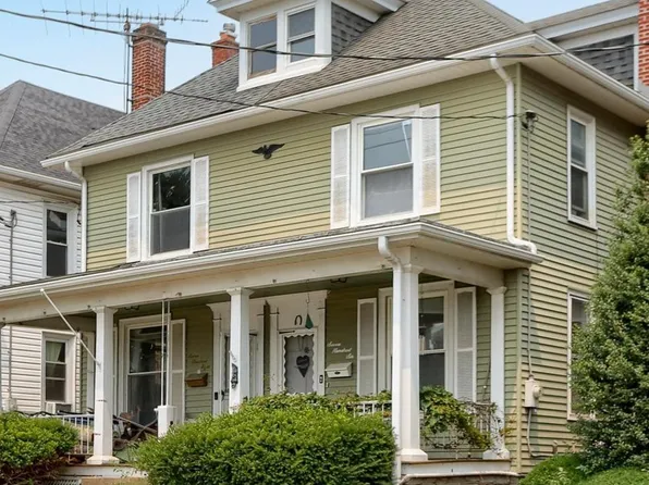 706 N Railroad St, Palmyra, PA 17078