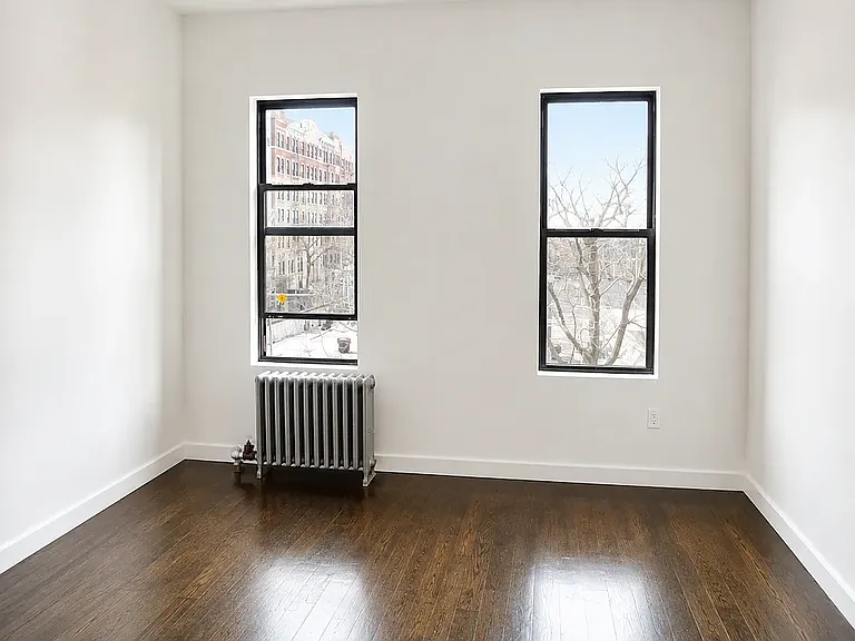886 Franklin Ave #5L — Photo 5