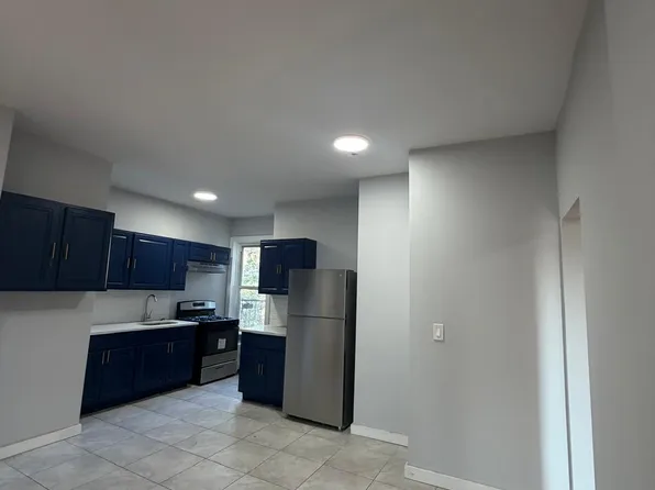 515 W 7th St APT 402, Plainfield, NJ 07060