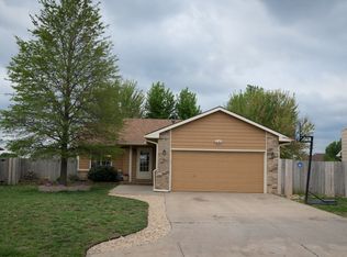 1653 S Lark Ct, Wichita, KS 67209