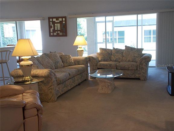 4th image of 11945 SE 91st Cir