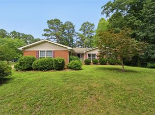 404 W Woodland Dr, Yorktown, VA 23692