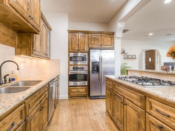 5th image of 1802 W 25th St Unit C