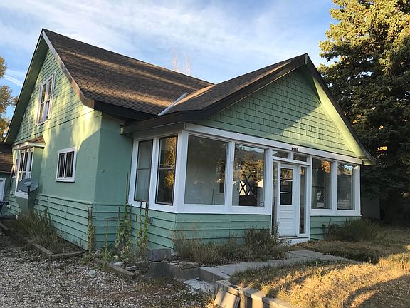 2nd image of 409 Nevava St