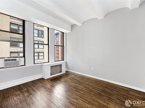 3rd image of 220 Park Ave S #D7