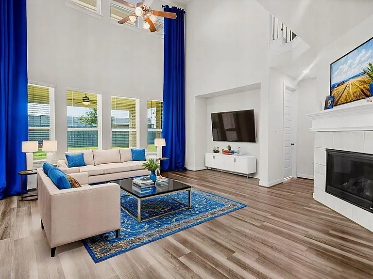 13814 Russell Ct — Photo 12