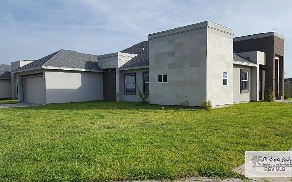 3rd image of 3105 Vanessa Dr