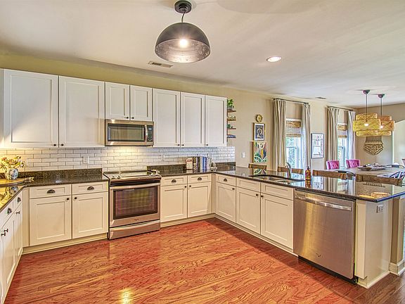 4th image of 5541 Plantersville Pl.