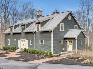 3 Covered Bridge Ln, Lebanon, NJ 08833