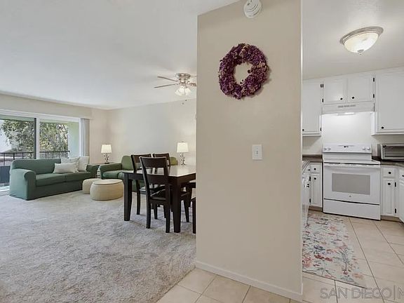 4th image of 17637 Pomerado Rd Unit 225