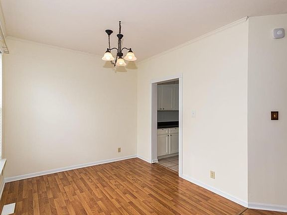 5th image of 8454 Ardennes Dr