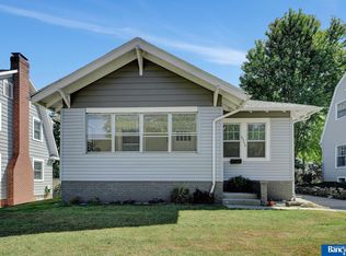 2352 S 27th St, Lincoln, NE 68502