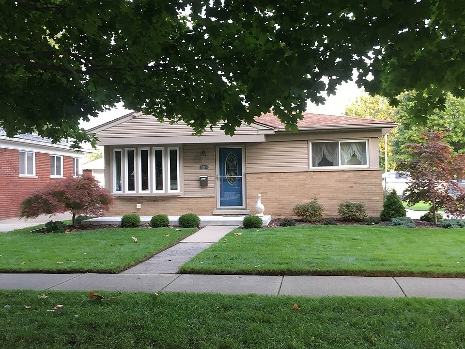 2nd image of 8245 Westlake St