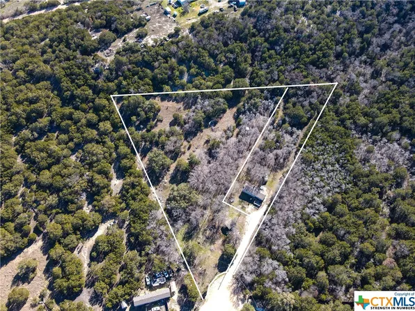 111-113 Doras Ln, Gatesville, TX 76528