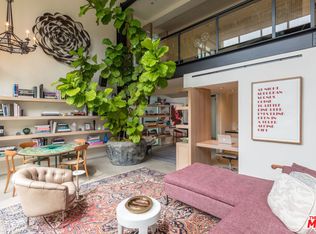 2124 Narcissus Ct, Venice, CA 90291