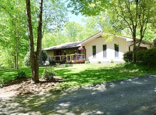 130 Left Bank Ct, Laurens, SC 29360