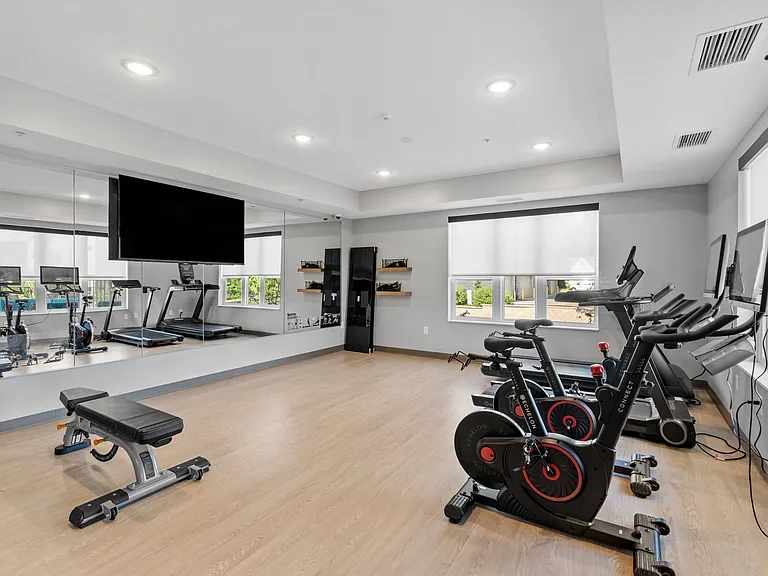 Rya Apartments — Photo 6