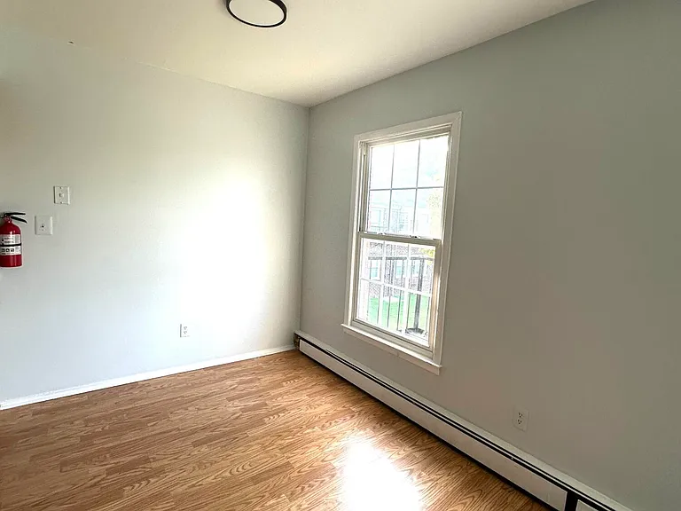 62 Stonehurst Blvd #G — Photo 28