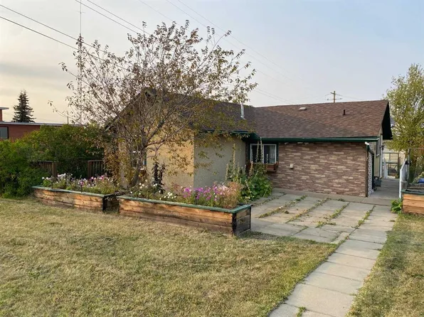 5031 W 45th Ave, Spirit River, AB T0H 3G0