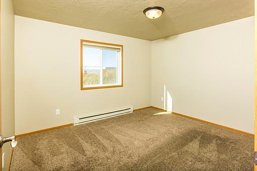 4th image of 3 36th Ave NE Building 205
