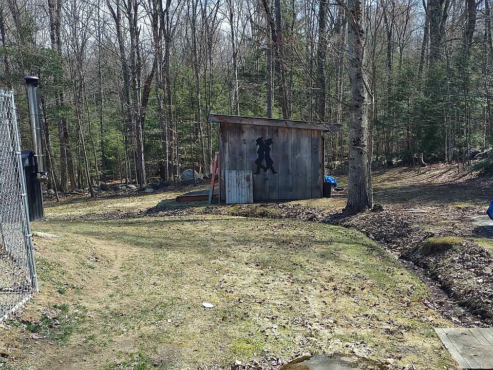 2nd image of 31 Gifford Drive