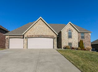 4683 E Hidden Oak Pl, Springfield, MO 65802