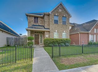 7554 Autumn Sun Dr, Houston, TX 77083