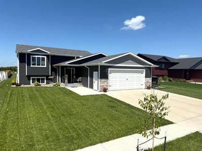 1203 Nano Nagle Ave NE, Aberdeen, SD, 57401
