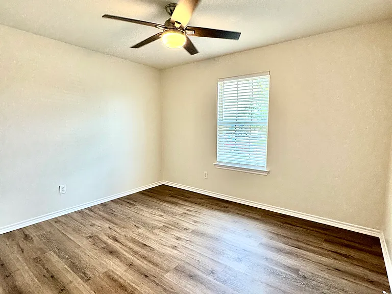311 Milo Way — Photo 17