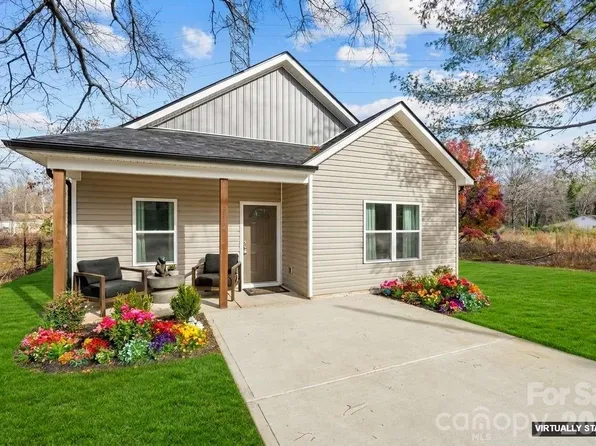 914 Wilmington Ave, Statesville, NC 28677