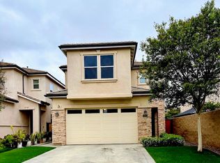 6313 Rancho Parada Rd, Paramount, CA 90723