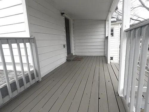 402 E 2nd St #2 Photo 1