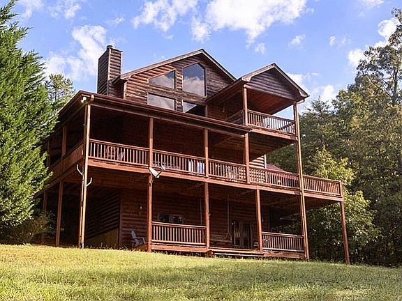 Luxury cabin with great view