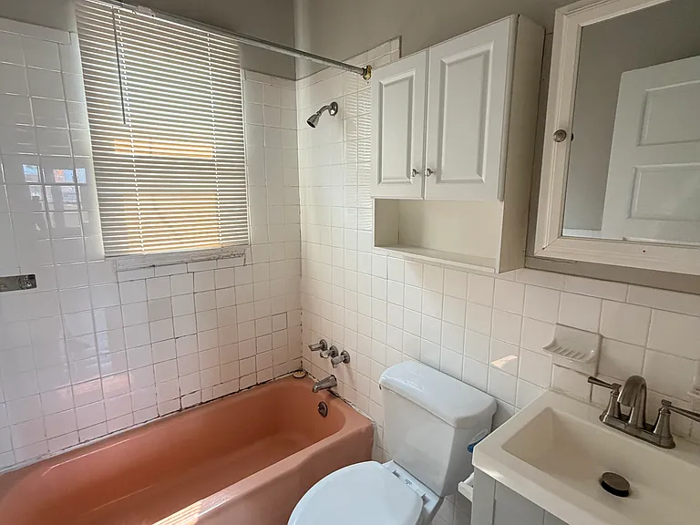 30 Fox St #2 — Photo 11