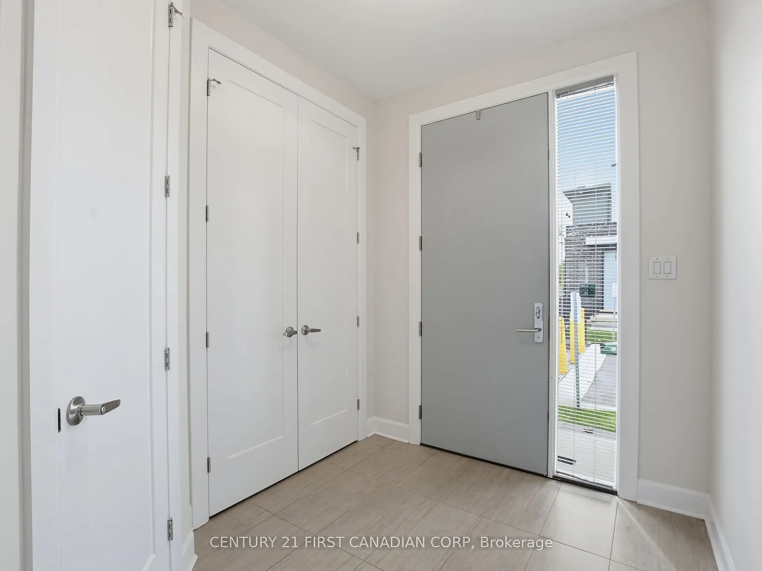 3 bed, $2,650 — Photo 2