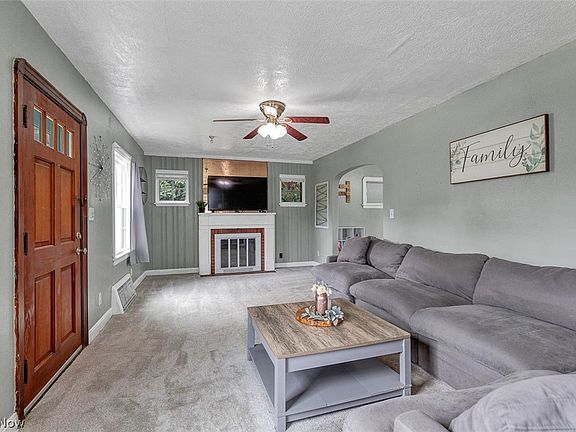 4th image of 148 Brandtson Ave