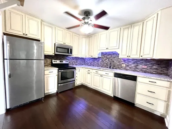 518 W Miner St Unit 2G, Arlington Heights, IL 60005