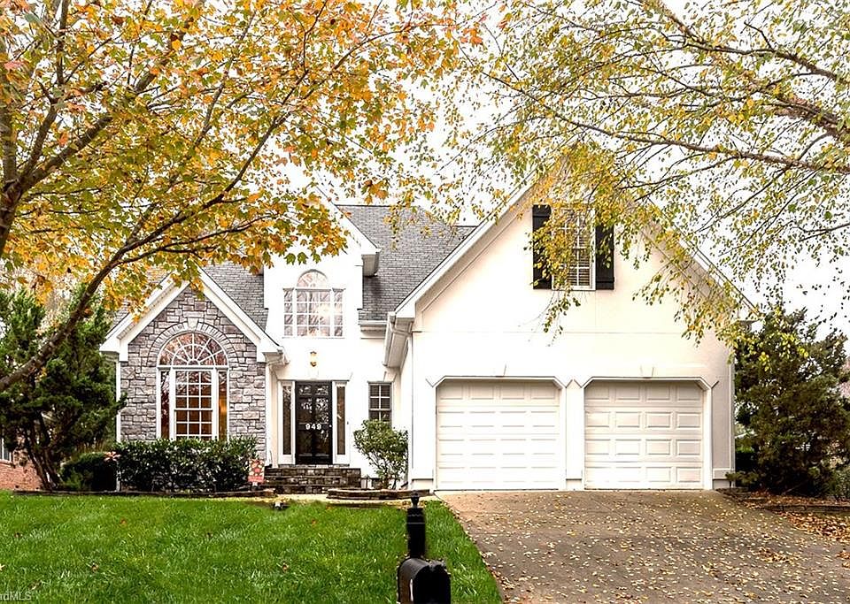 1st image of 949 Wyckshire Ct