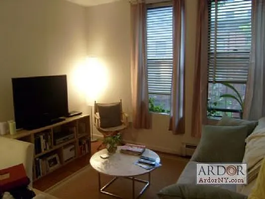 Rented by ArdorNY | media 7