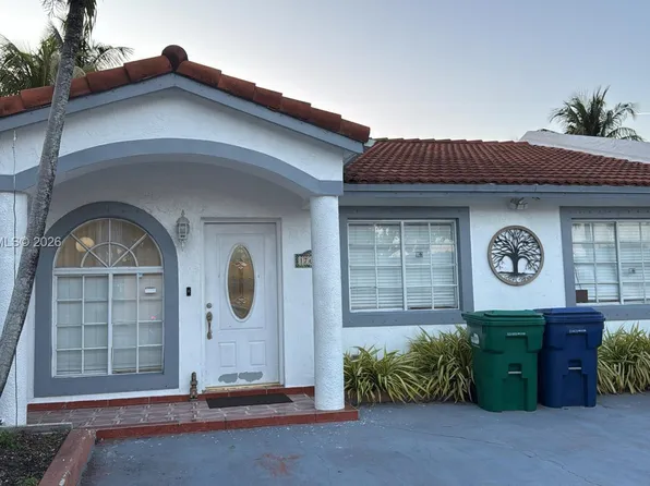 17652 NW 76th Ct, Hialeah, FL 33015