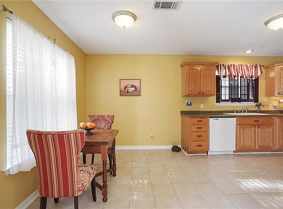 5th image of 70372 7th St