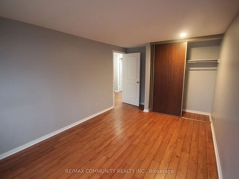 172 A Bellamy Rd N — Photo 19