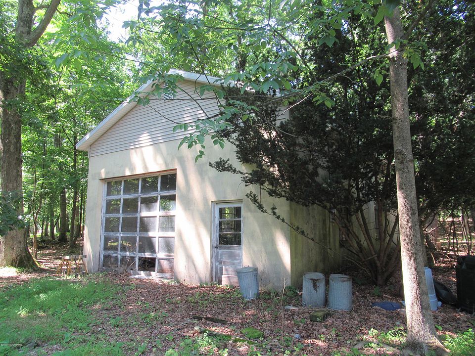 2nd image of 1039 Tara View Dr