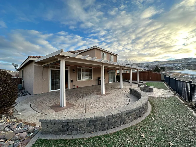 2365 Anqua Dr — Photo 25