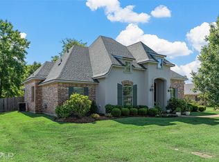 1053 Fawn Holw, Bossier City, LA 71111