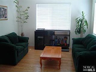 3rd image of 1400 Capri Ave