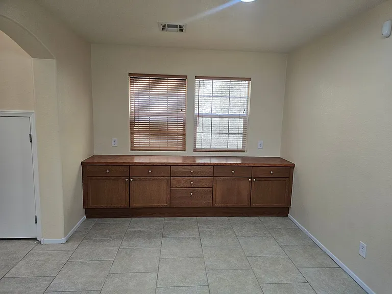 9160 Column Ct — Photo 9
