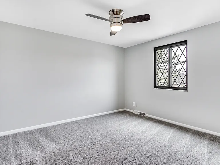 1729 Patrick Pl — Photo 10